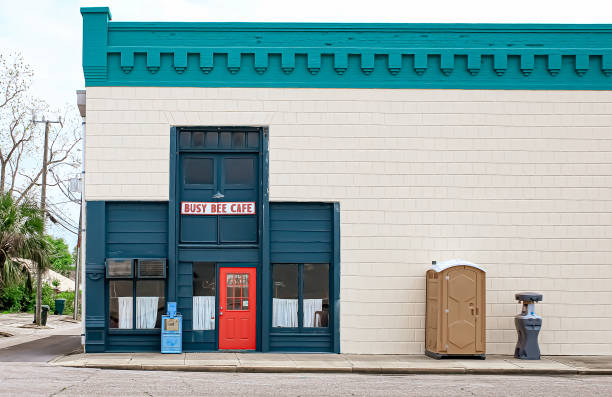 Best Portable toilet rental cost  in Hanover, MN